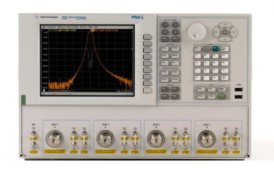 kopen Gebruikte Keysight Agilent N5230C PNA-L Microwave Network Analyzer met 6 GHz-50 GHz frequentie en 2 of 4 ingebouwde poorten in gebruikte staat online vervaardiging