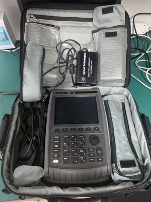 kopen Draagbare Agilent N9913A FieldFox Handheld RF Analyzer 4 GHz Keysight Spectrum Analyzer online vervaardiging