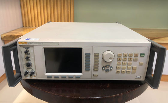 kopen Gecontroleerde Fluke 96270A 27 GHz referentiebron voor laagfasegeluid met meerdere producten online vervaardiging