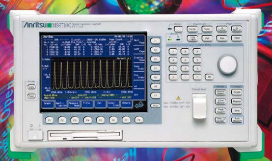kopen Anritsu MS9710C optische spectrumanalysator met 600-1750 nm bereik, 50 pm RBW en L-bandversterking online vervaardiging