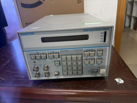 kopen Boonton model 7200 capaciteitsmeter met 1 MHz testfrequentie 2000 pF bereik en GPIB-standaard voor DLTS-metingen online vervaardiging