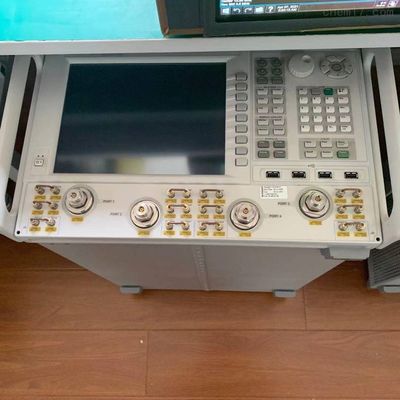 Gebruikte pna-x netwerkanalysator N5244A 10 Mhz 43.5GHz ALS Bandbreedte voor B2B-Kopers