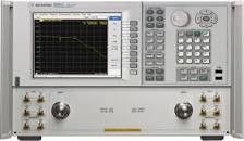 E8361A/C Keysight PNA Network Analyzer 94 DB 10 MHz tot 67 GHz TRL/LRM kalibratie