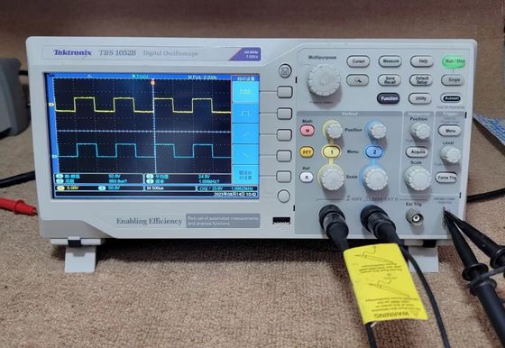 50 MHz 2 Ch Digitaal fosforoscilloscoop TBS1052B Tektronix Digitaal oscilloscoop