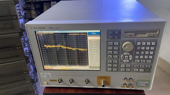 Agilent Keysight E5052A Signal Source Analyzer 10 MHz - 110 GHz Fase Ruismeting