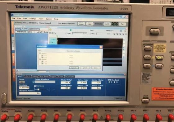 AWG7122B 12 GS/s Tektronix Willekeurige golfvormgenerator 2 Ch