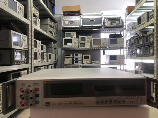 Gecontroleerde Fluke-kalibratoren 5522A 5730A 8508A Referentiemultimeter