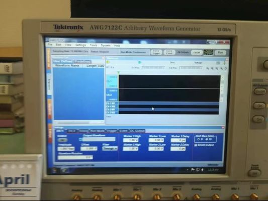 Tektronix AWG7122C Willekeurige golfvormgenerator 3,2 GHz of 5,6 GHz 12 GSs/s 2 kanaal
