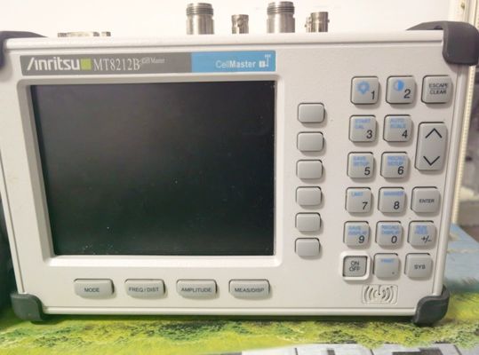 Anritsu MT8212B kabel- en antenne-analysator 25 MHz tot 4 GHz spectrum-analysator