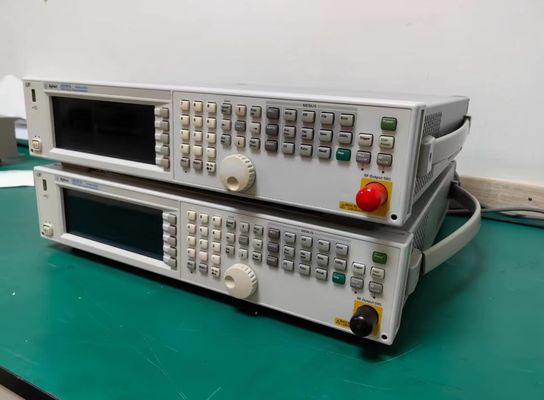 Aglient N5181A MXG RF Analog Signal Generator 100 KHz - 1 GHz Met 3 GHz of 6 GHz Optioneel