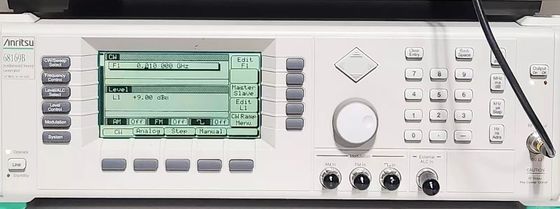 Anritsu 68169b synthetische sweep generator, 10 MHz tot 40 GHz microwave signaal generator