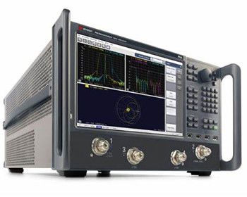 Keysight N5225B PNA Microwave Network Analyzer 900 Hz tot 50 GHz