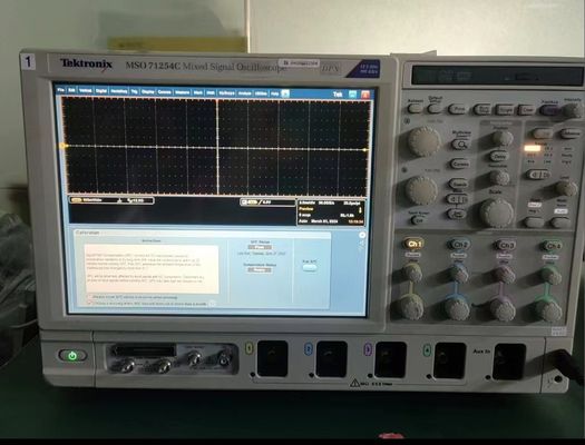 Tektronix MSO71254C Mixed Signal Oscilloscope 4 16 Channel 12,5 GHz 50 GS's MSO70000C-serie
